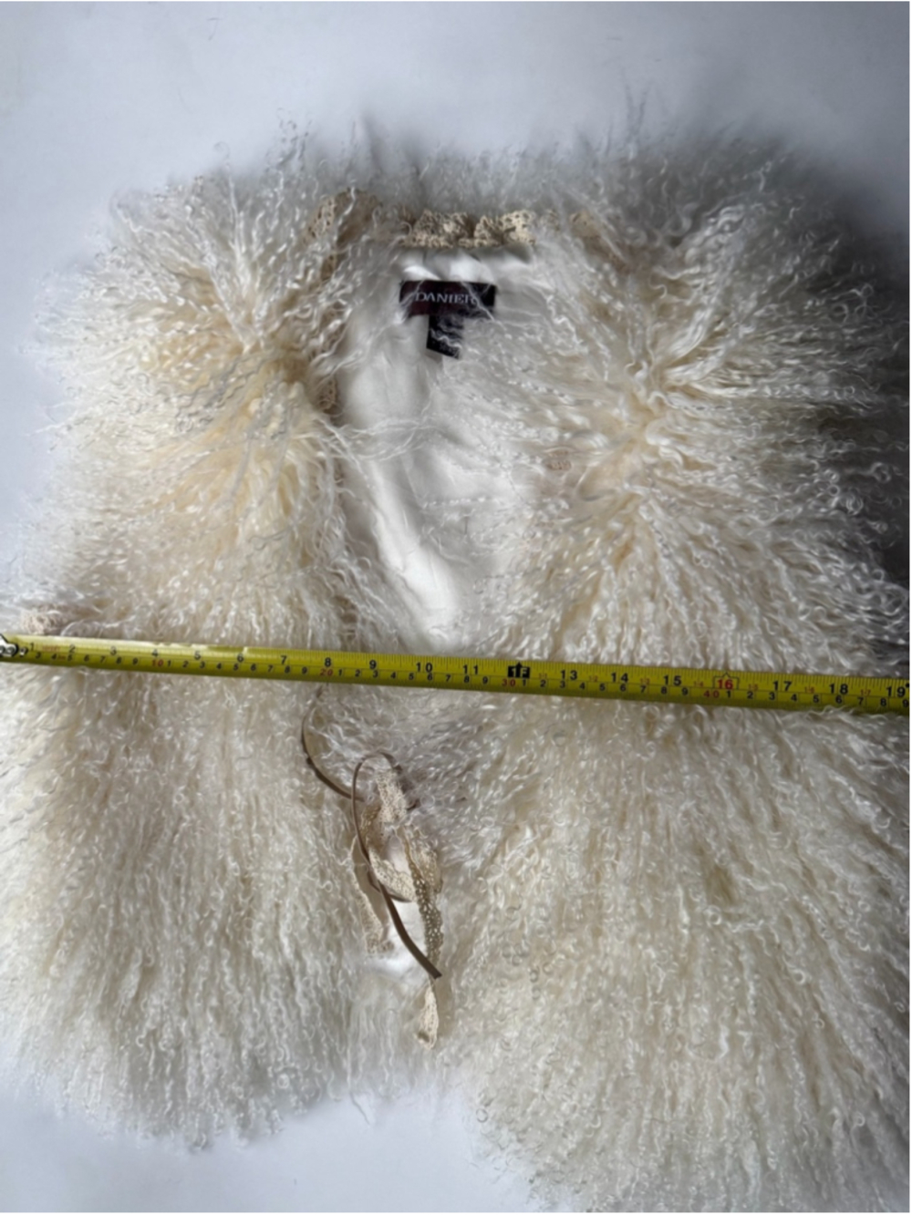 Danier Fur Mongolian lamb 100% authentic vest Ivory Real Shearling Curly - Picture 10 of 12